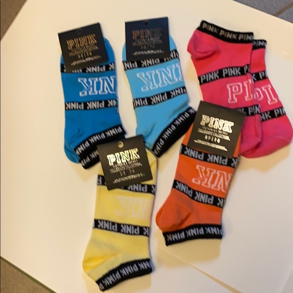 PINK Victoria's Secret Other - NWT PINK SALE $12 pair VS ankle socks